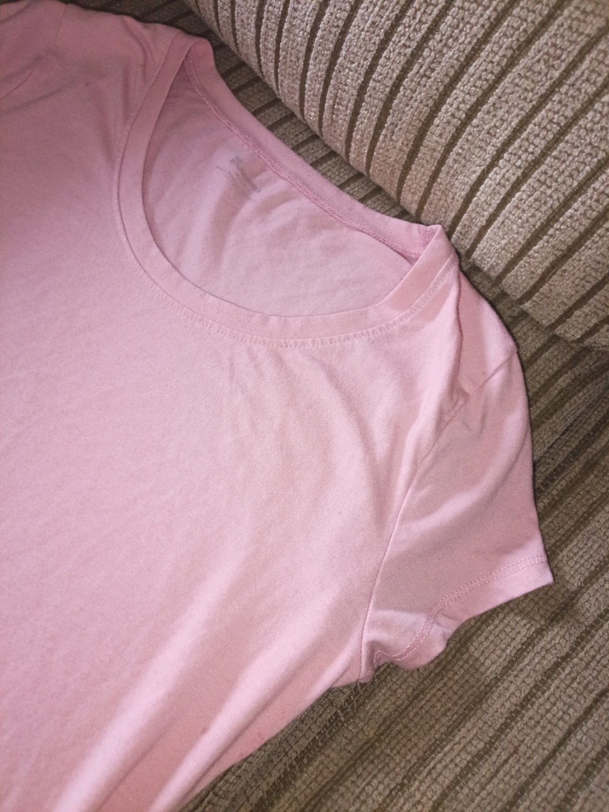 light pink short-sleeve tee Modern Crewneck No Boundaries Size M( 7 To 9)