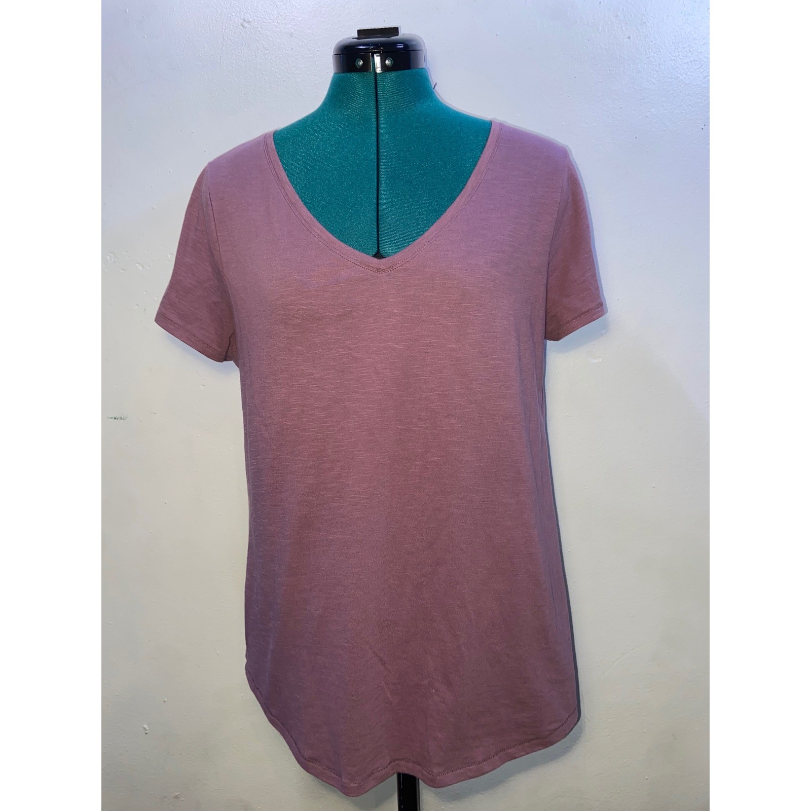 Sonoma Goods For Life Everyday Tee Mauve Purple V-Neck Slub T-Shirt Casual M