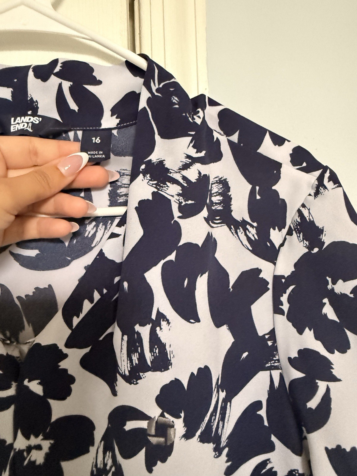 Chase Bank “Maternity Friendly” Land’s End Blouse Bundle size 6 (S)