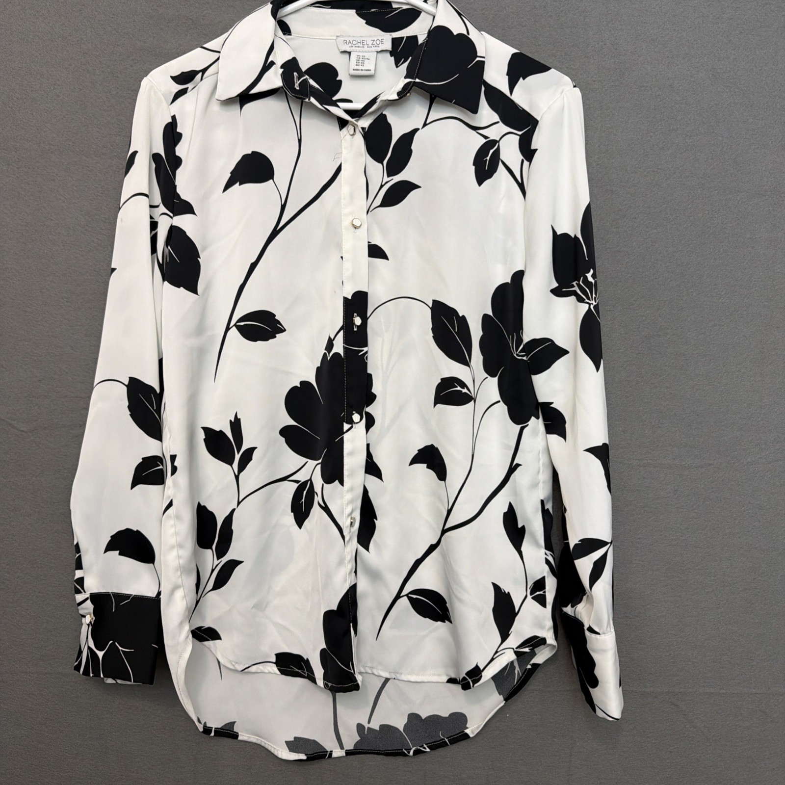 Rachel Zoe Satin blouse Sz Xs floral Beautiful Shirt Career Office ,Boho Chic