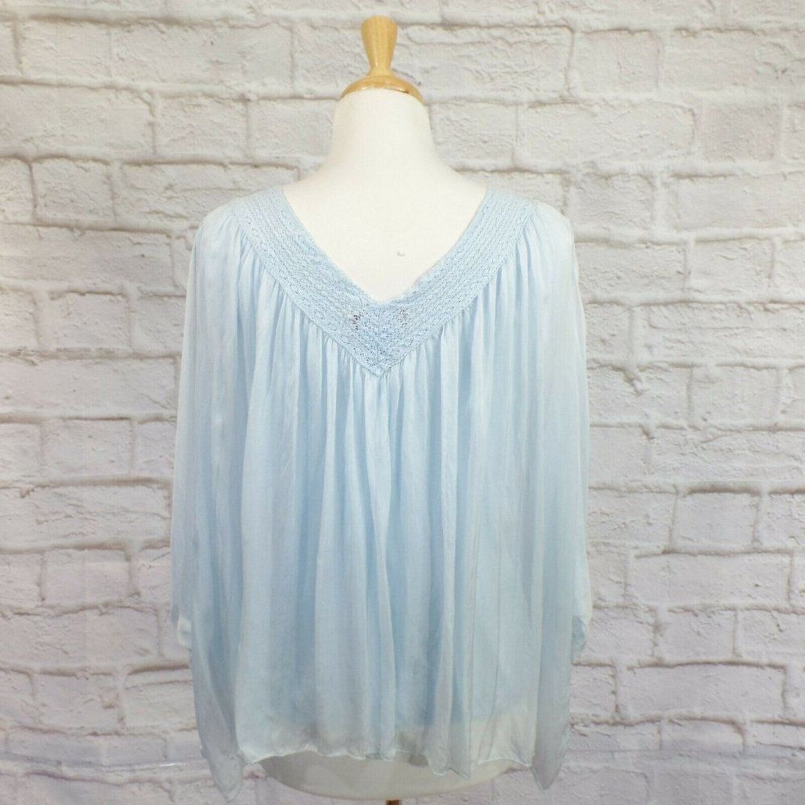 GYPSY ROSE Crochet Trim Flowy Blouse Bohemian Hippie Blue Sz. One Size