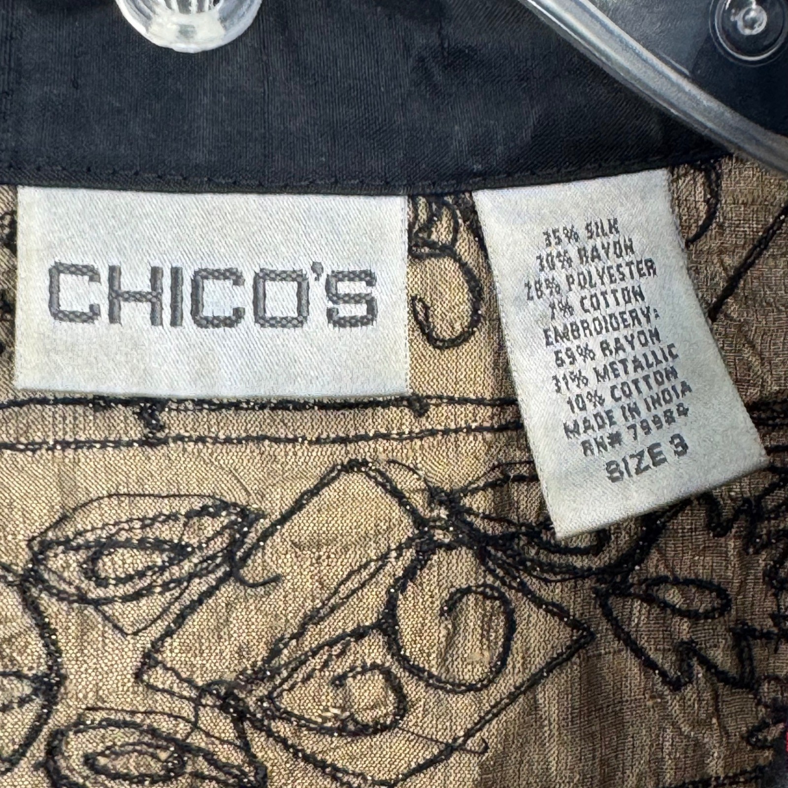 Chicos Silk Blend Patchwork Embroidered Button Front Blouse Gold Black Size 3