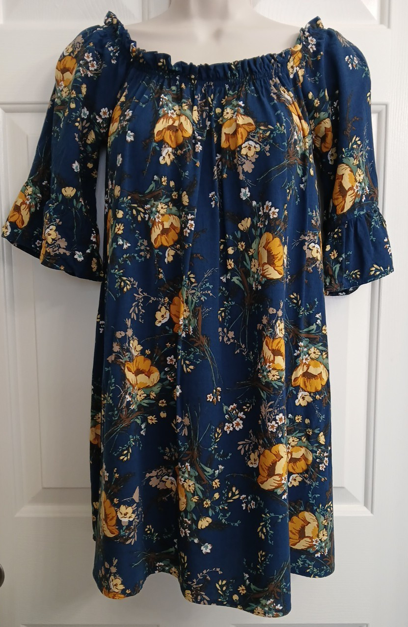 Active USA Blouse Tunic Top Women’s M Blue Yellow Gold Floral Short Bell Sleeve