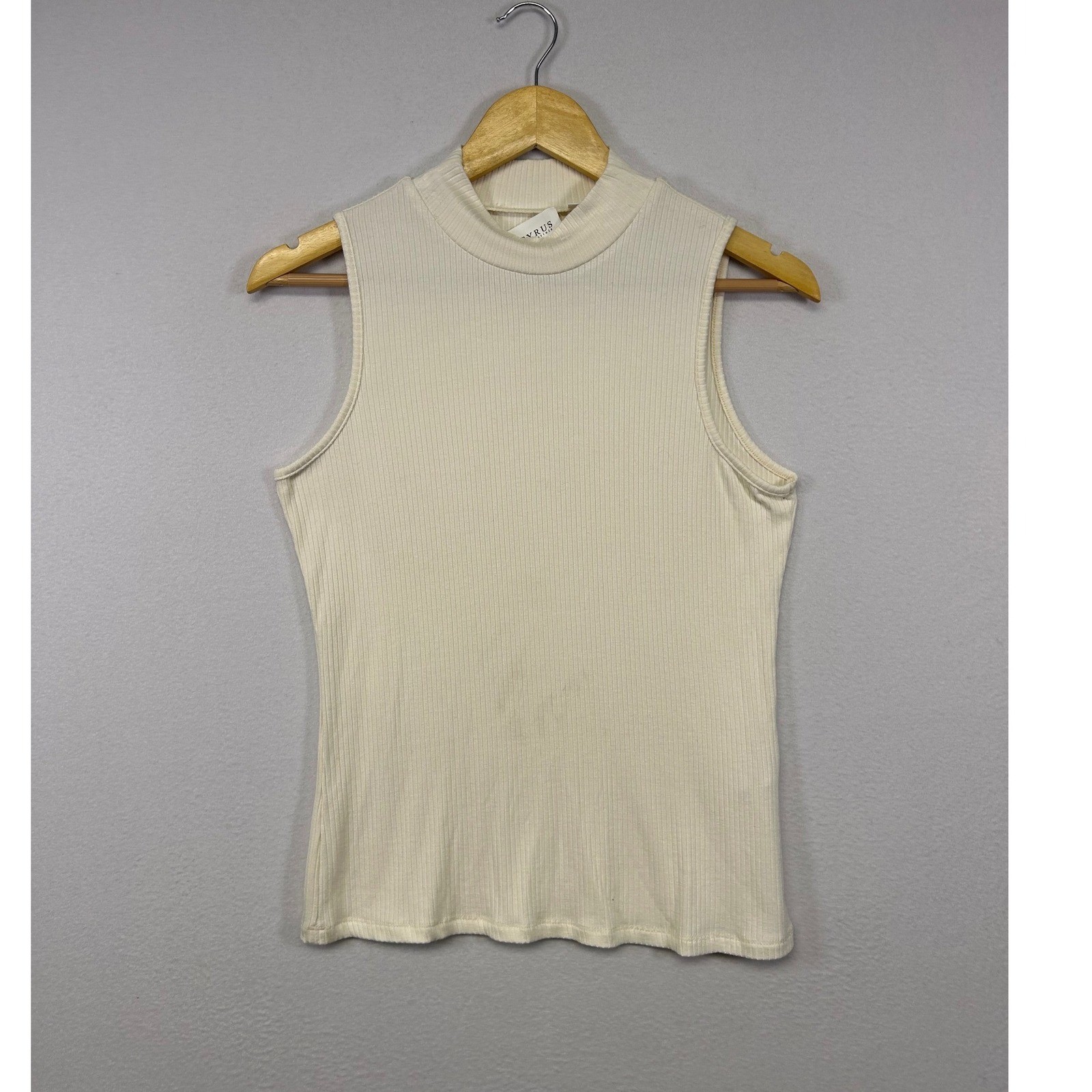 Minimalist Cyrus Essentials Women M Cream Ribbed Mock Neck Sleeveless Top