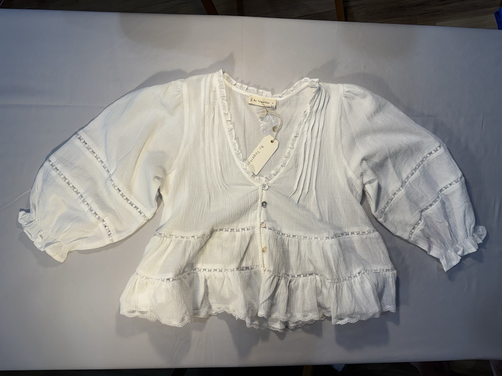 By Together Women’s White Solid V-Neck 3/4 Sleeve Peasant Ruffle Lace S