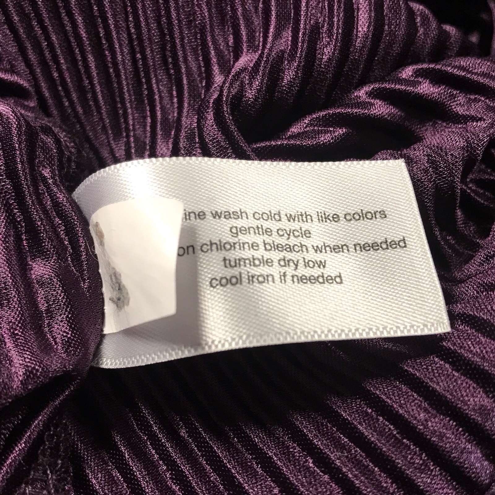 LANE BRYANT DARK PLUM ACCORDION PLEATED SMOCKED WAIST TUNIC V NECK WOMENS 26/28