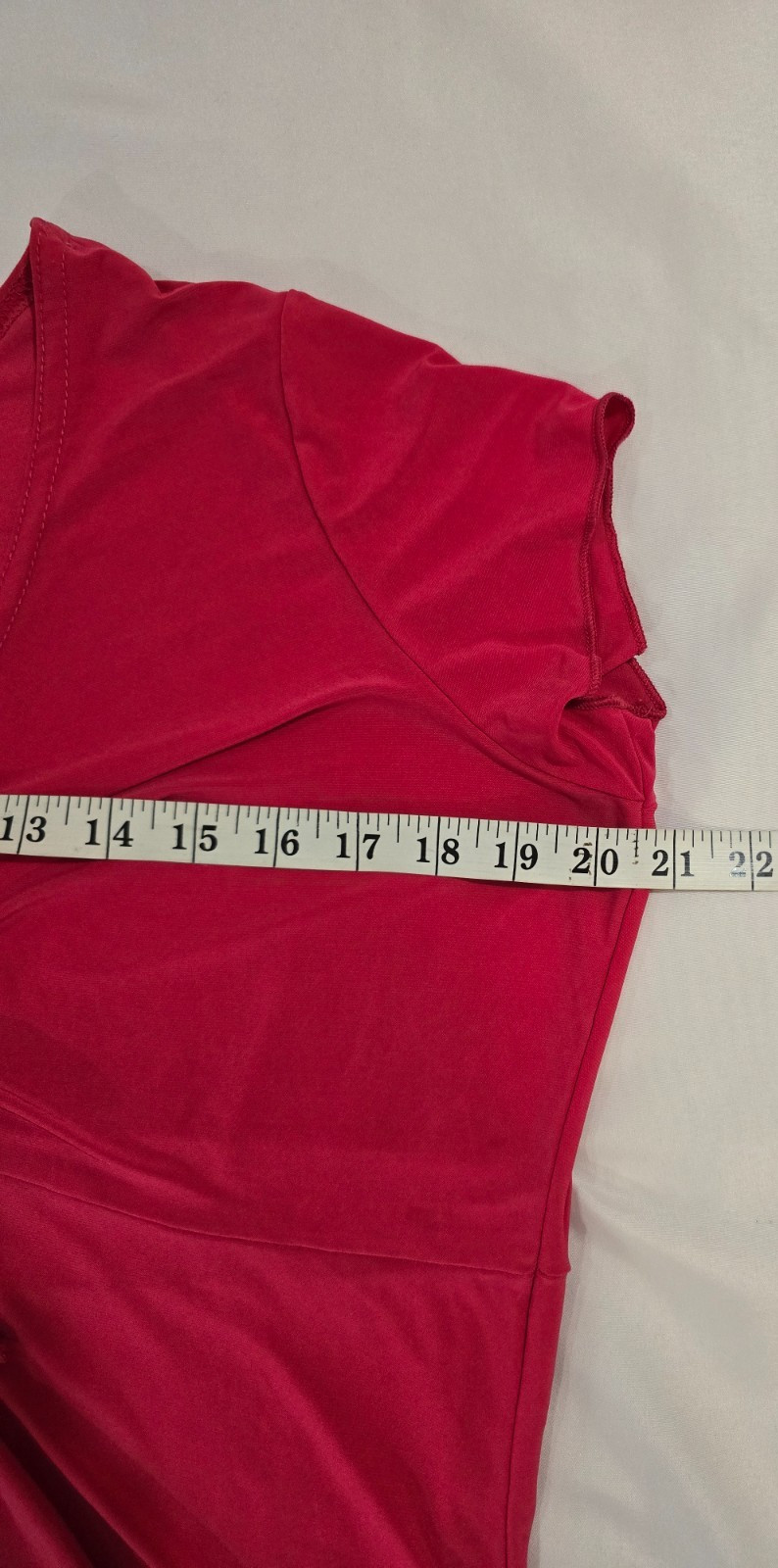Dynamite Distinctive Tie-Front Women’s Top Plus 2X Red V Neck Handkerchief Hem