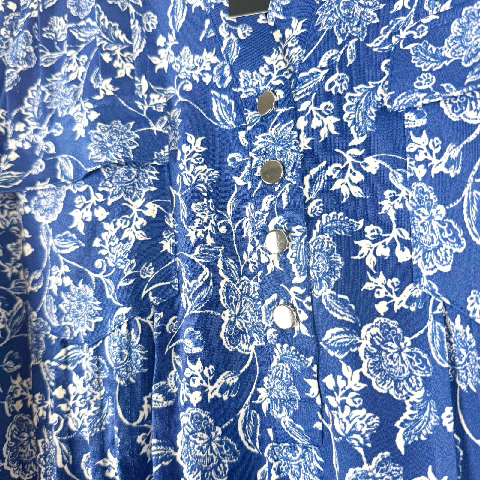 Cocomo Women’s Split V-Neck Floral Print Pleated Tunic Top Size XL Blue/White