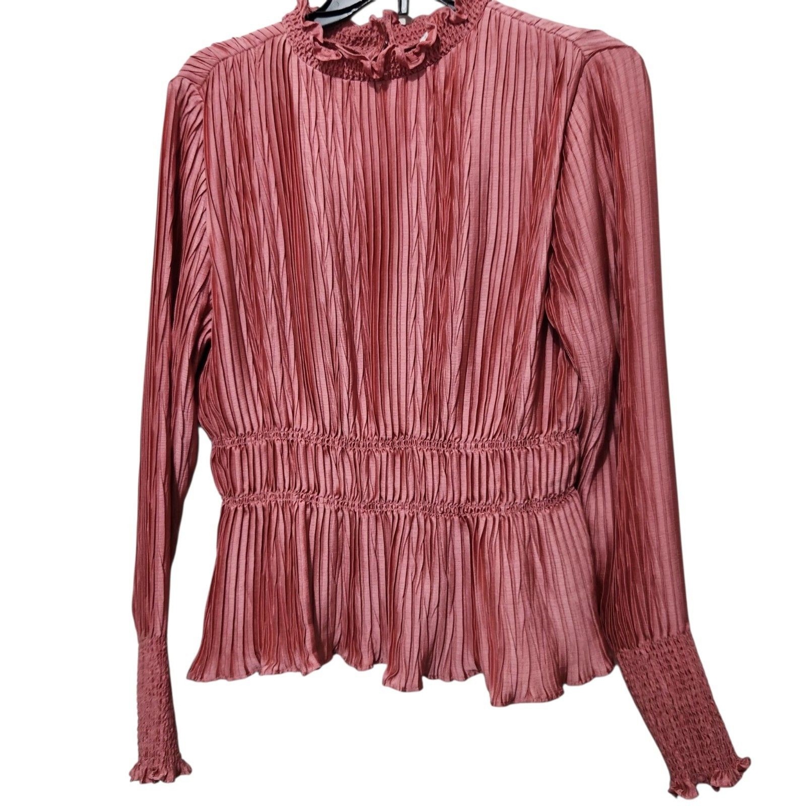 Est 1945 Silk Top Medium Pleated Ruffle Lightweight Dust Pink