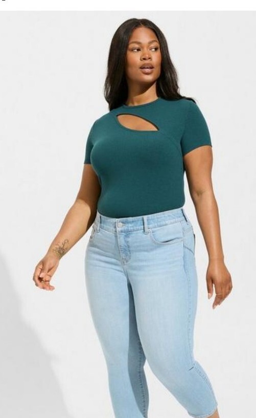 Torrid Green Fitted Super Soft Rib Crew Neck Asymmetrical Cut Out Tee NWT 3/3x