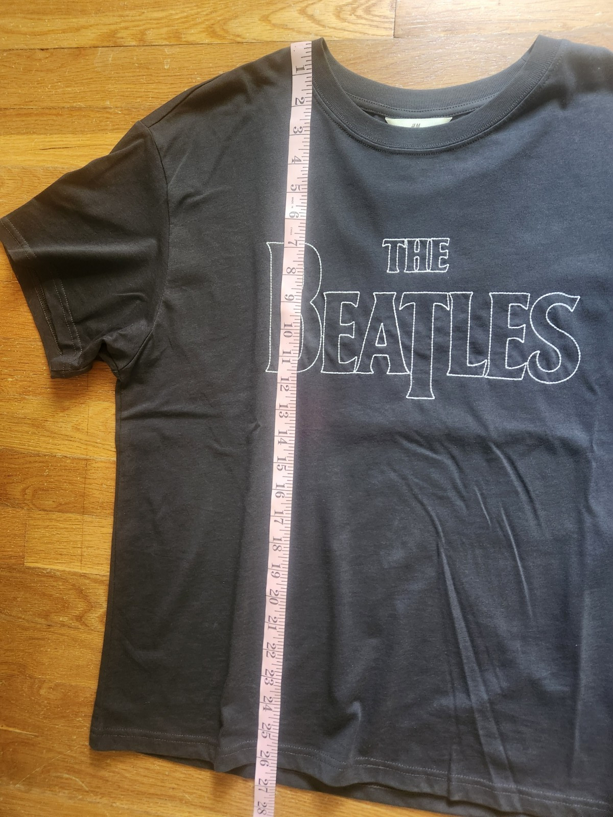 H&M x The Beatles relaxed crewneck t-shirt top, M, dark gray, excellent