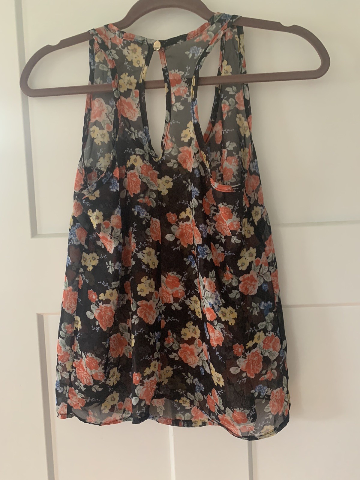 Kirra Women’s Size Medium Black Sheer Floral Racerback Tank Top Cutout Keyhole