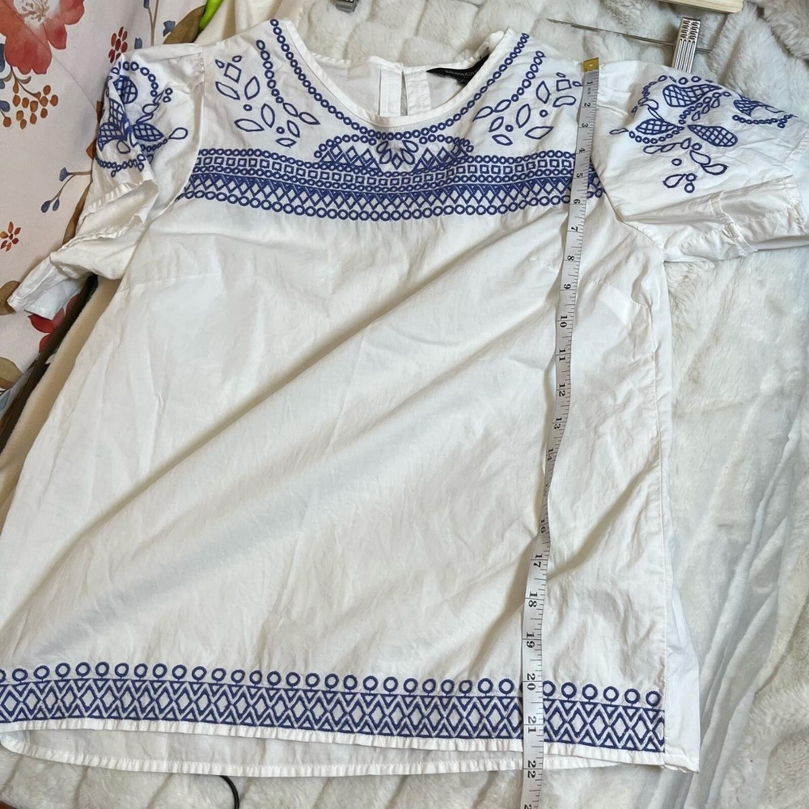 Banana Republic XS White Blue Eyelet Mediterranean Preppy City Sheer Blouse