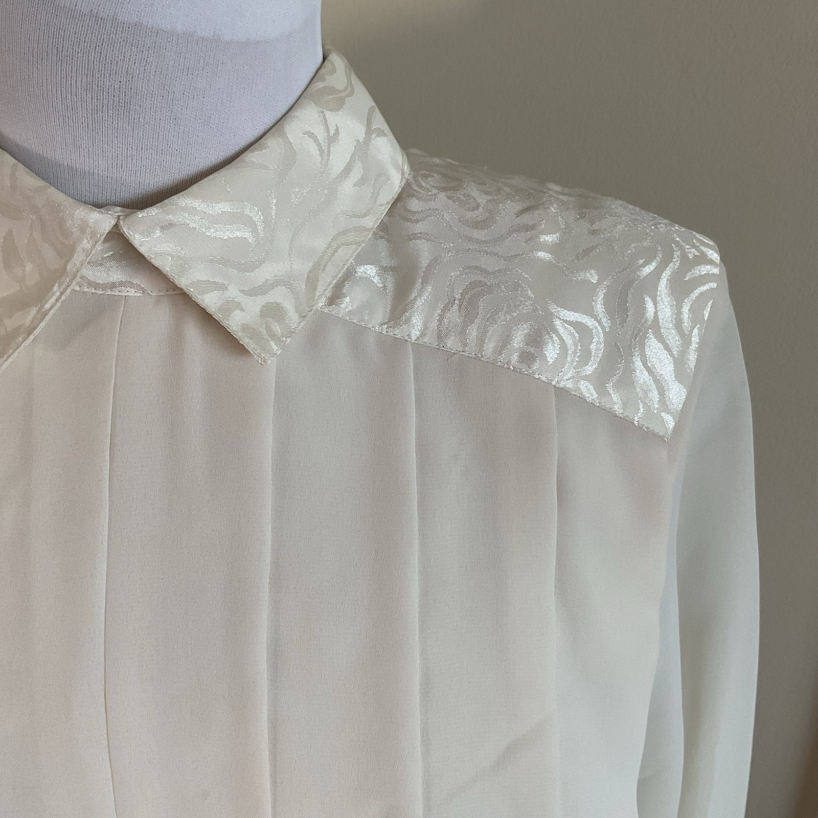 Vintage Nilani Ivory Pleated Blouse 8 Embroidered Yoke 80s Office Chic