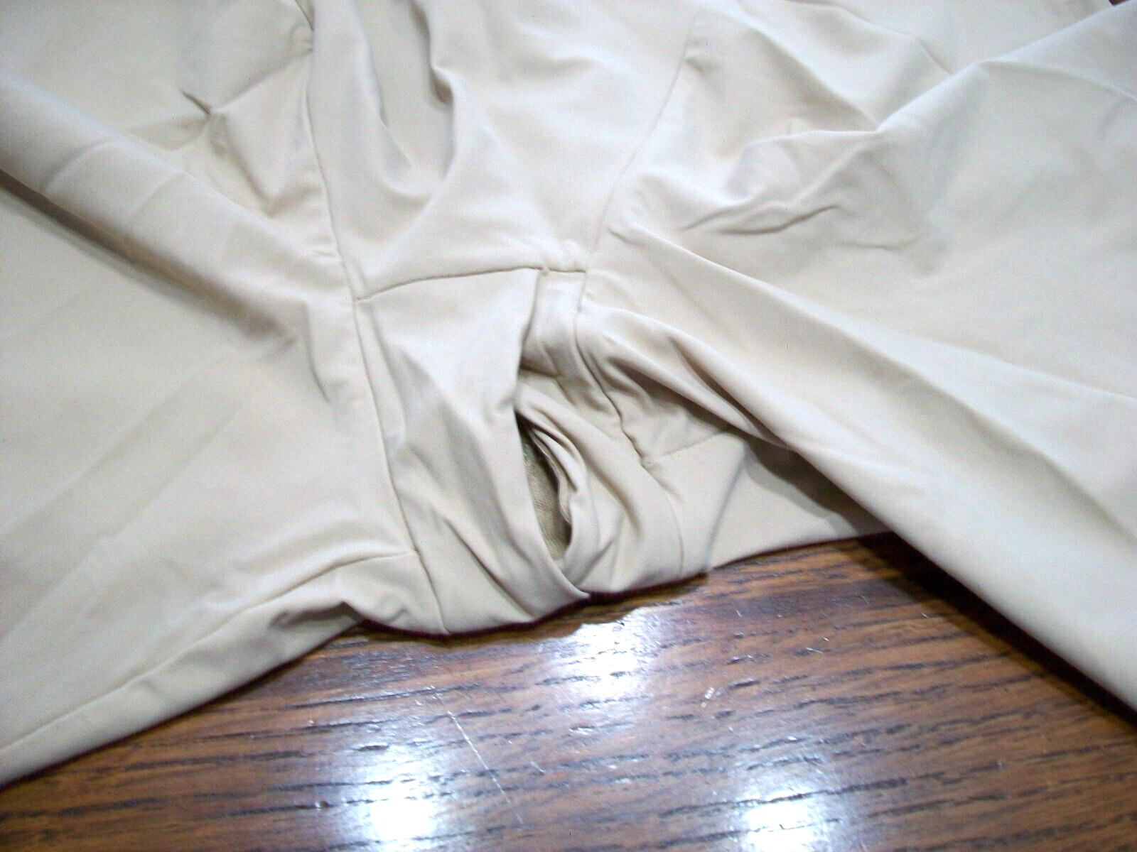 MAIDENFORM SZ L BEIGE SPANDEX SLIMMING SHAPER BODYSUIT~TUMMY THIGH CONTROL