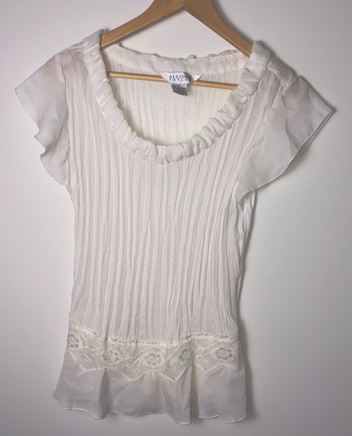 Y2K 90’s Ivory Accordion Pleat Sheer Chiffon Blouse Fairy Angel Romantic M