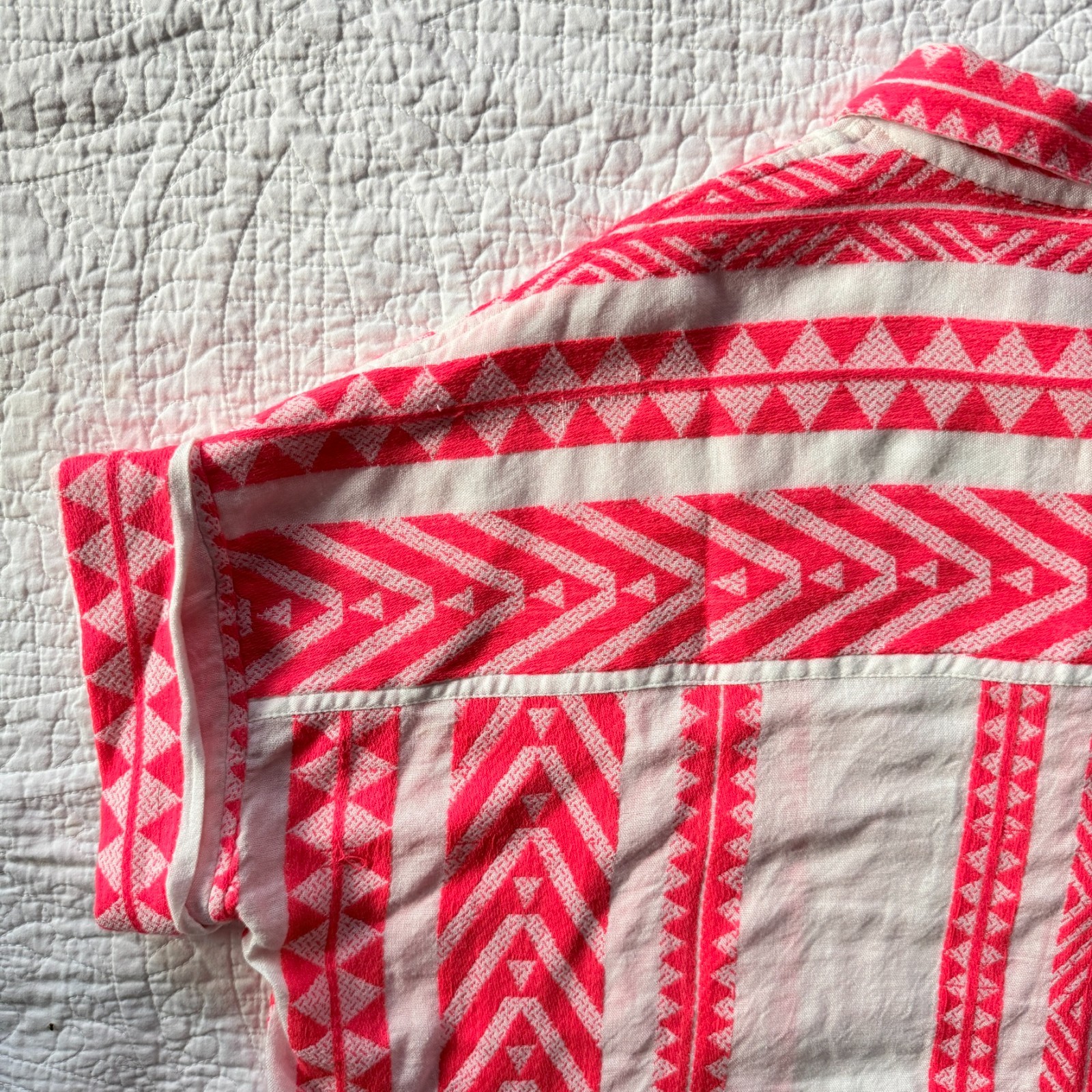 Pink Embroidered Abstract Geometric Short Sleeve Button Size L Boho Cabanacore