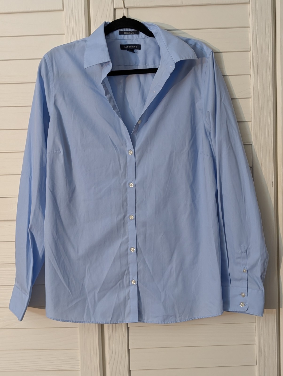 Lands’ End Women’s Wrinkle Resistant Broadcloth Dress Shirt 14T Classic Blue
