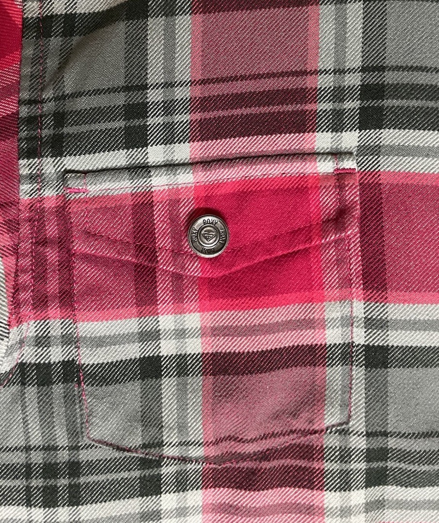 Roxy Flannel Shirt Womens M Red Gray Plaid Long Sleeve Button Up Pockets Collar