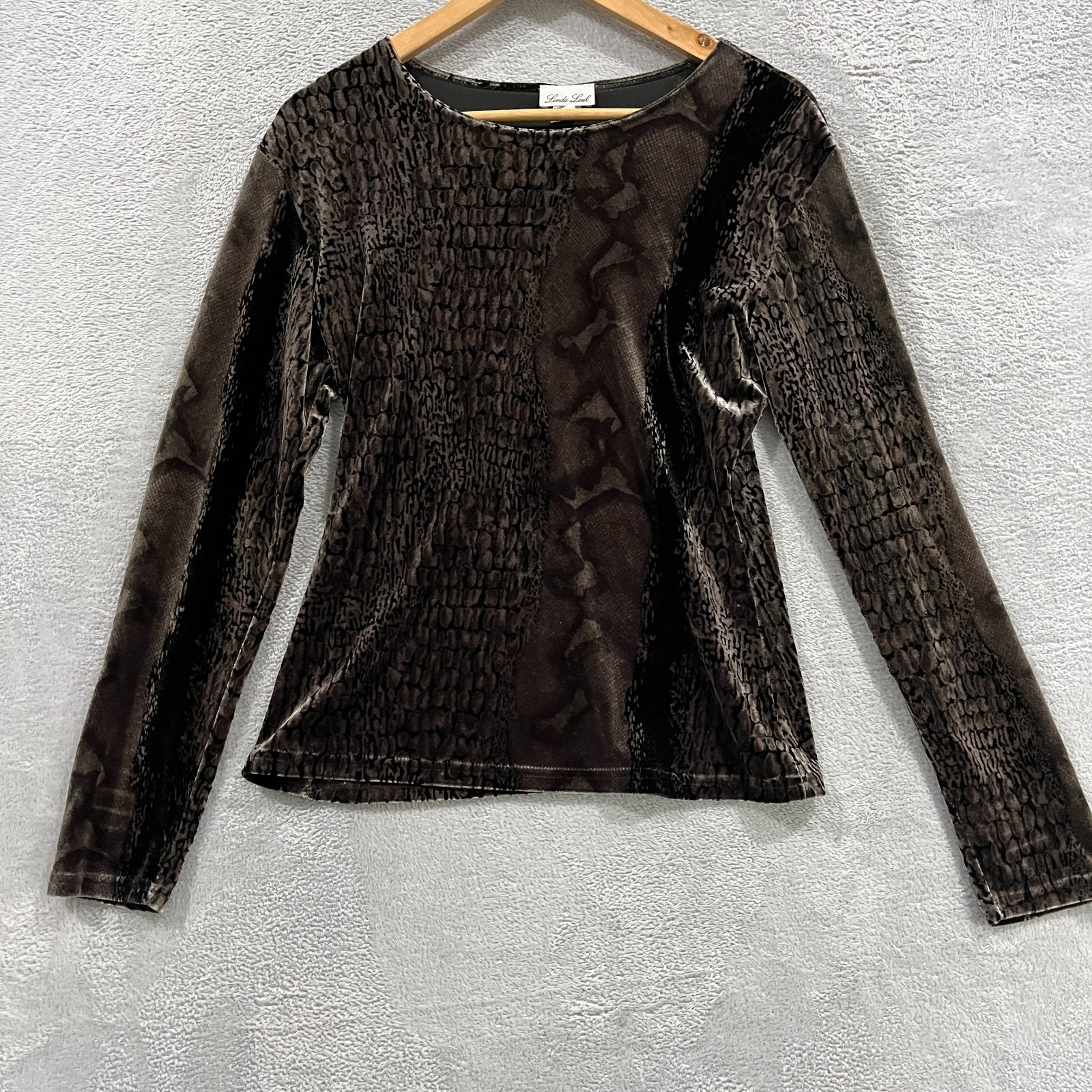 Vintage Linda Leal Women Long Sleeve Pullover Top Snake Medium Grunge Goth USA