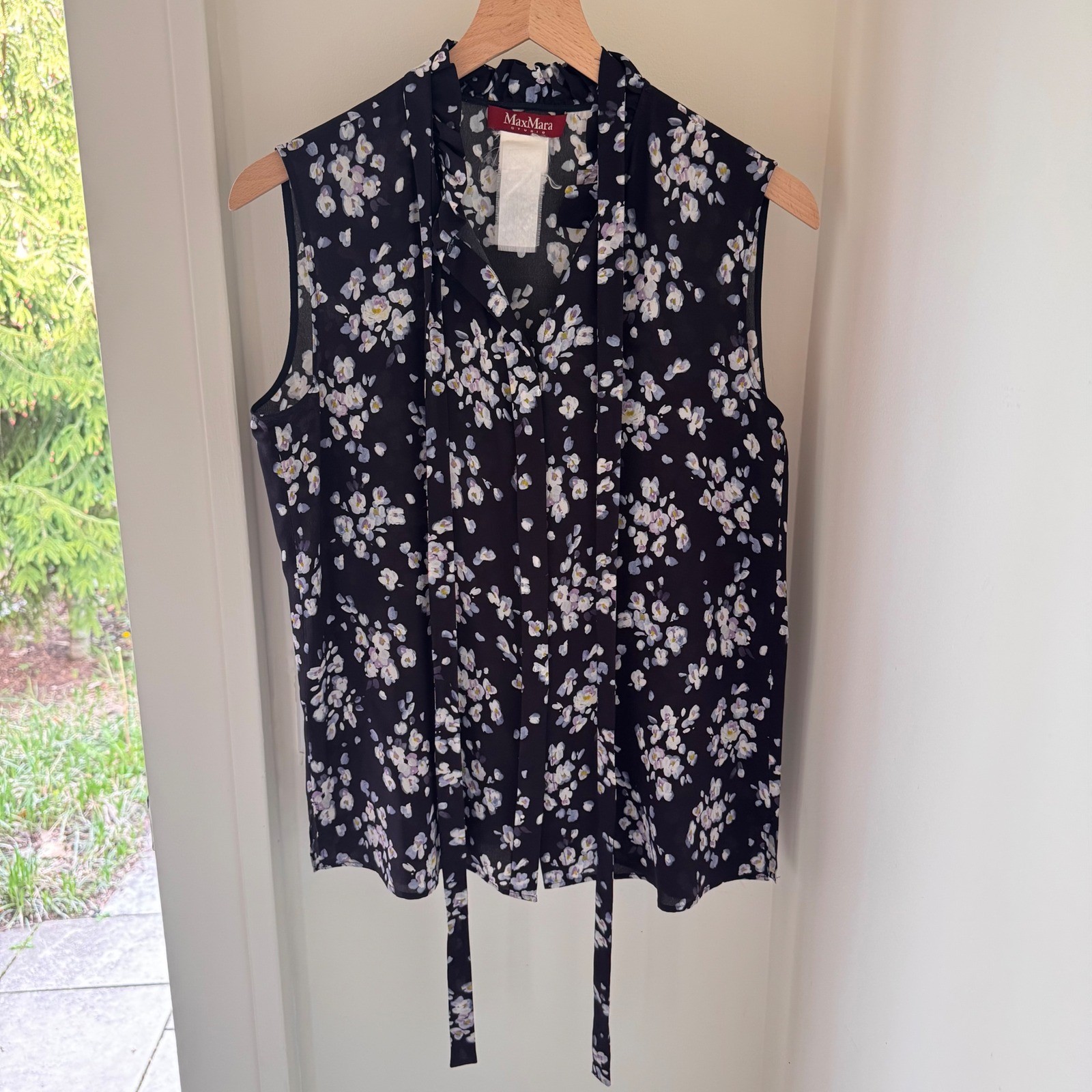 Vintage Max Mara Studio Floral Tie Neck Sleeveless Blouse Navy Blue Lavender