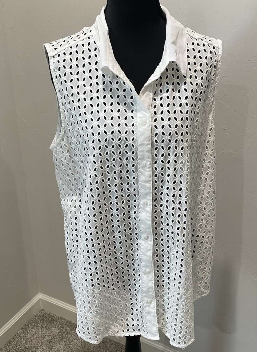 Liz Claiborne Women’s Sleeveless Blouse Eyelet White Size Large