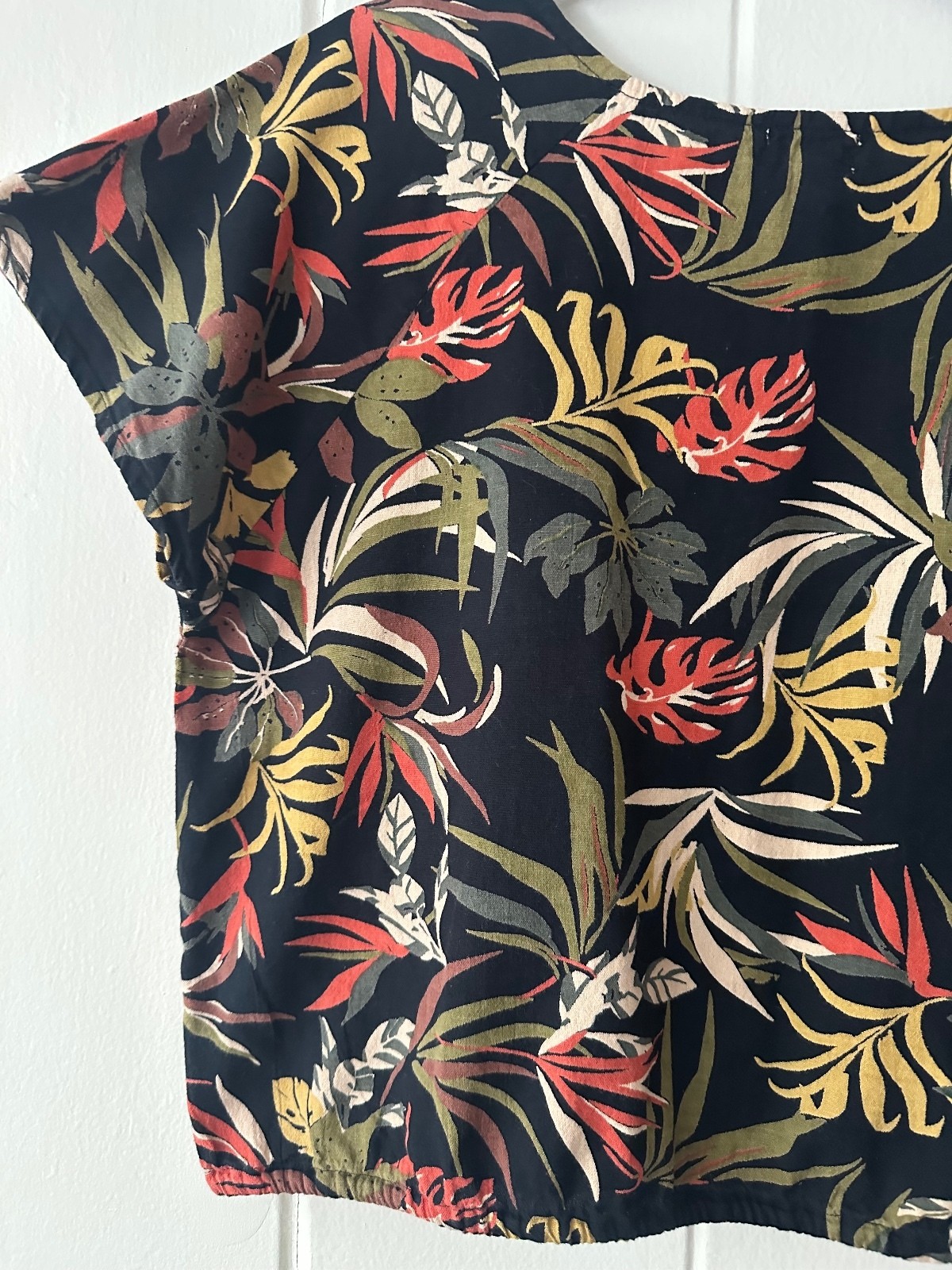 World Market Cotton Linen Blend Tropical Print Top w/ Cinch Waist Size Large/XL
