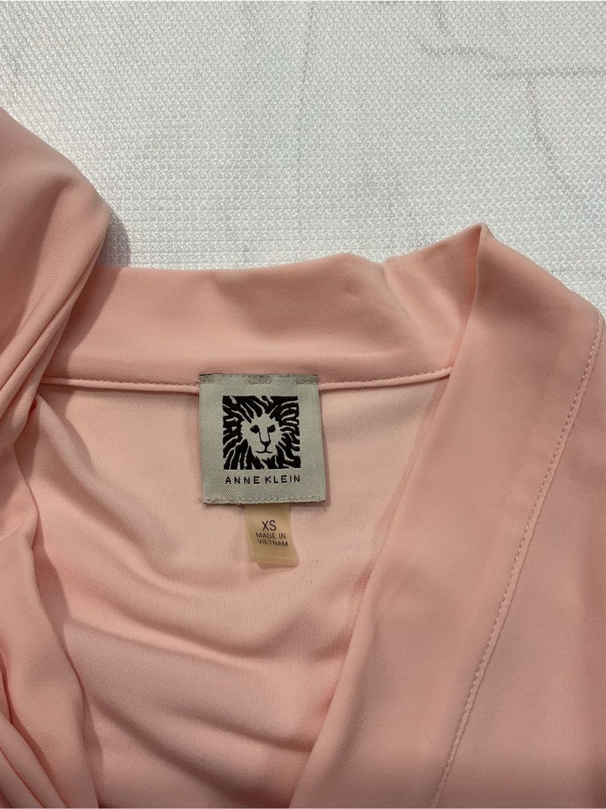 Anne Klein Sleeveless Tie-Neck Camisole in Blush