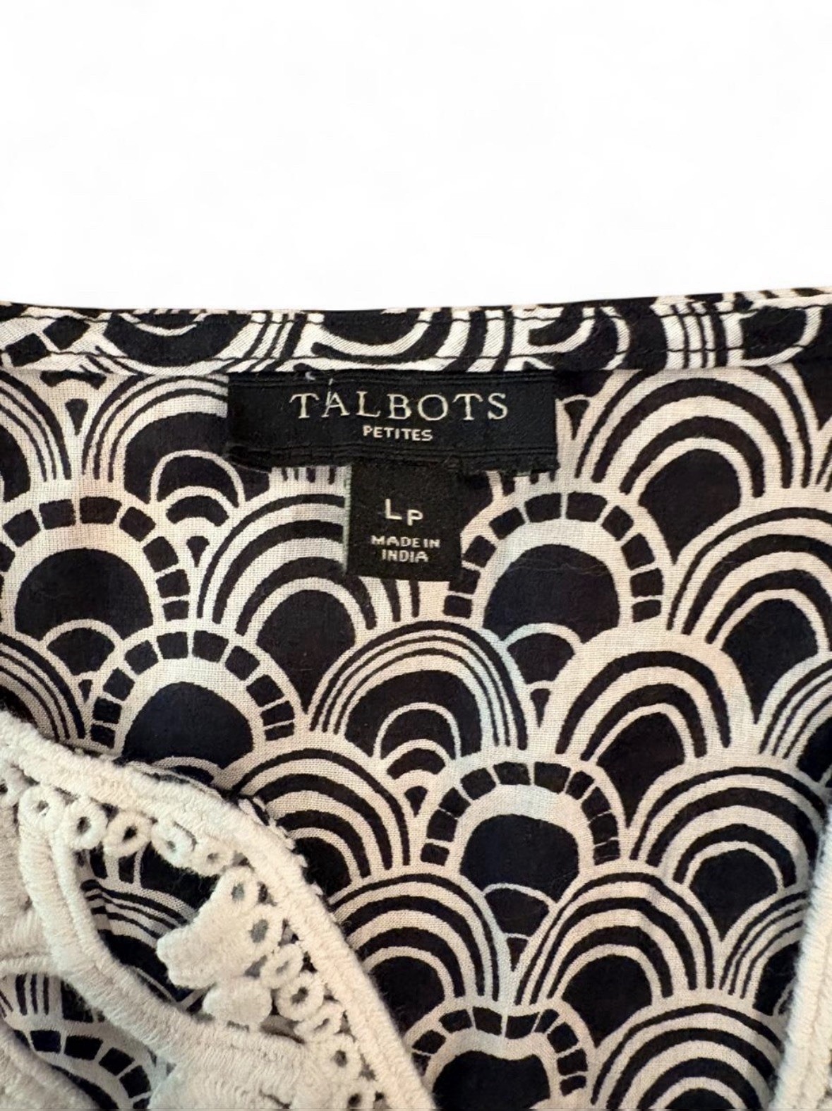 Talbots Crochet Lace Popover Tunic Top Sz LP Black Cream Cotton Scallop Pattern