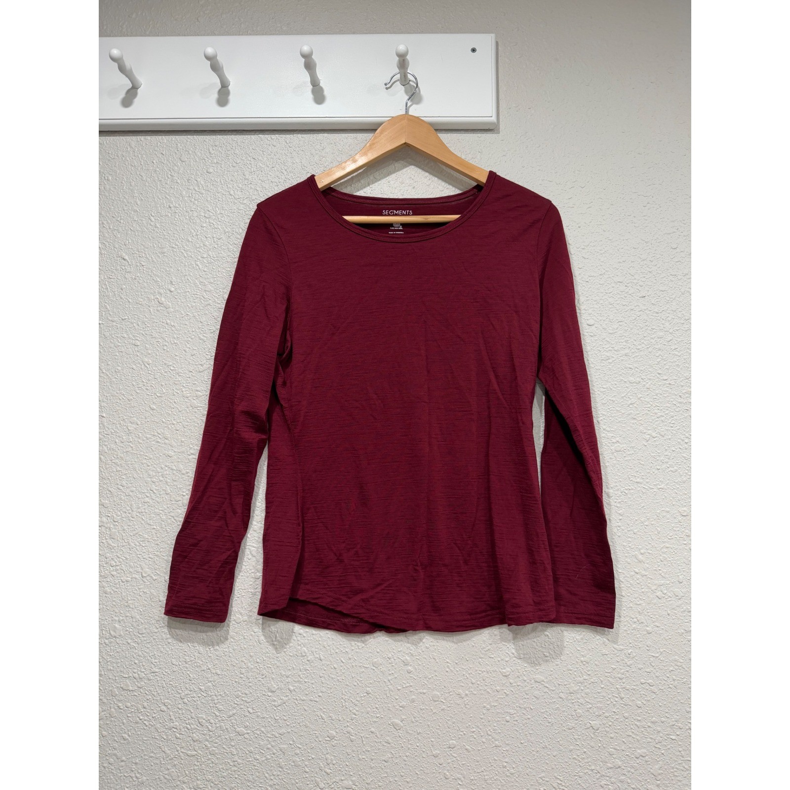 Segments Women’s Base Layer Top 100% Merino Wool Red M Outdoor Hiking Gorpcore
