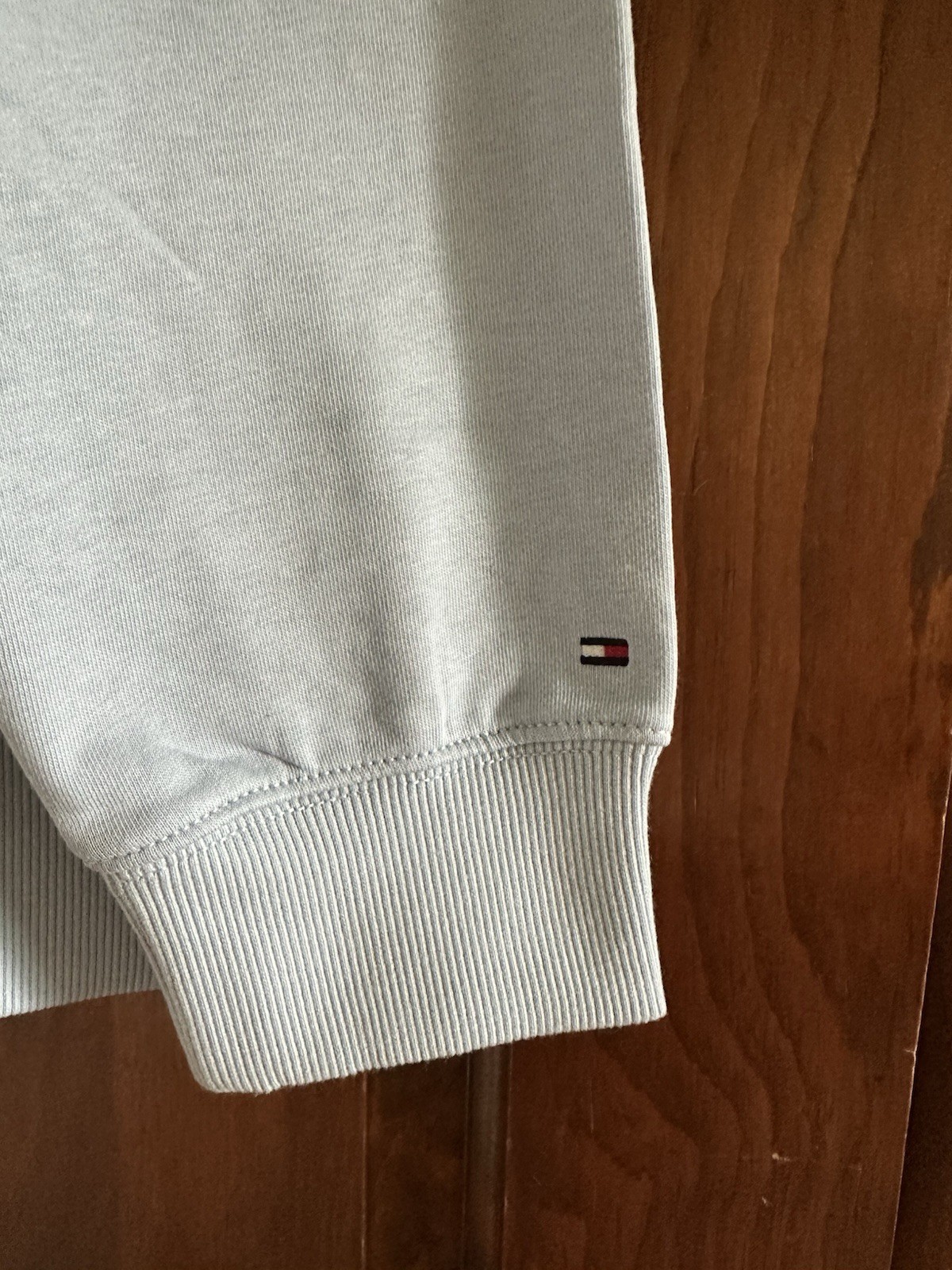 Tommy Hilfiger New York Women’s Embroidered Logo Crewneck Sweatshirt