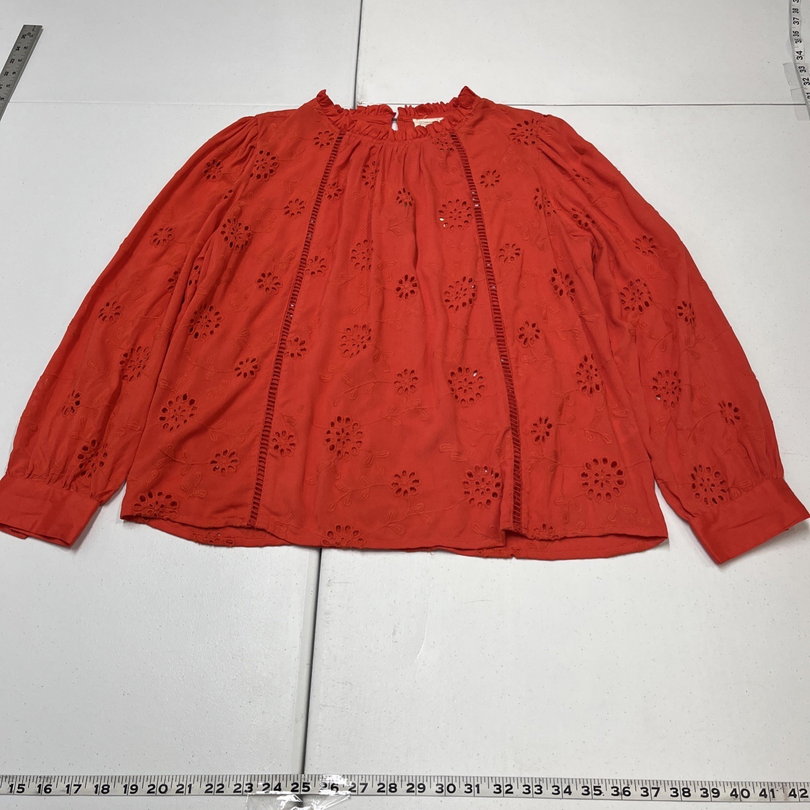 Nicole Miller Artelier Red Floral Eyeless Crochet Ruffle M Feminine Romantic