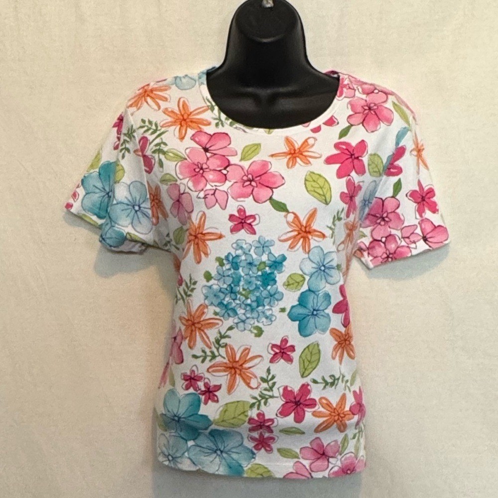 H-176 White Stag Tee Colorful Floral Print Short Sleeve Pullover Tee Shirt Sz M