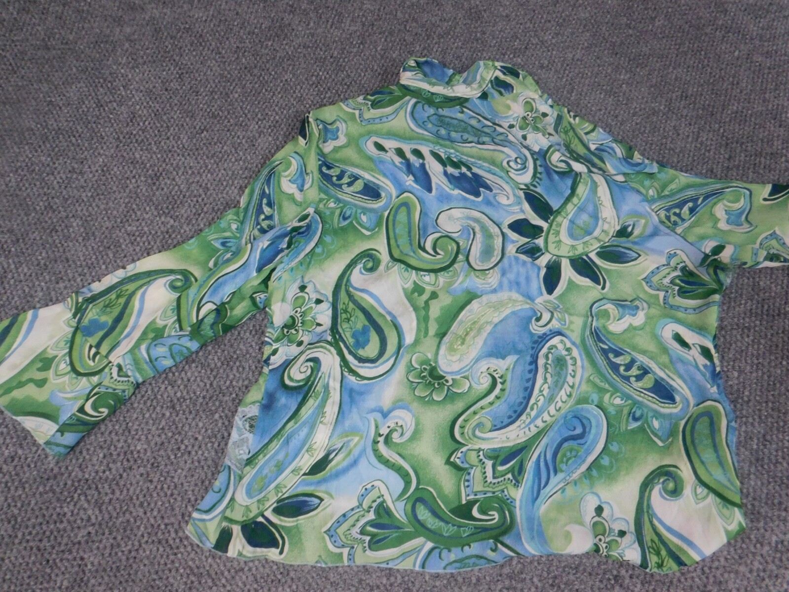 Allison taylor Womens Top Large green floral pullover