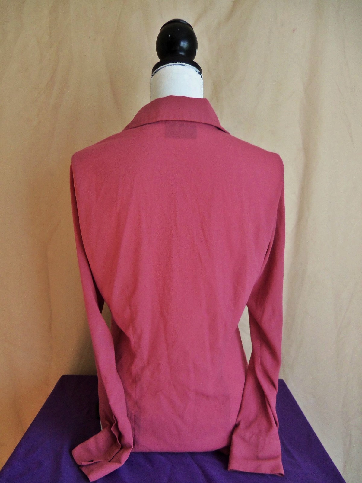 90s NY&Co warm blush pink polyester blouse. Size Medium.