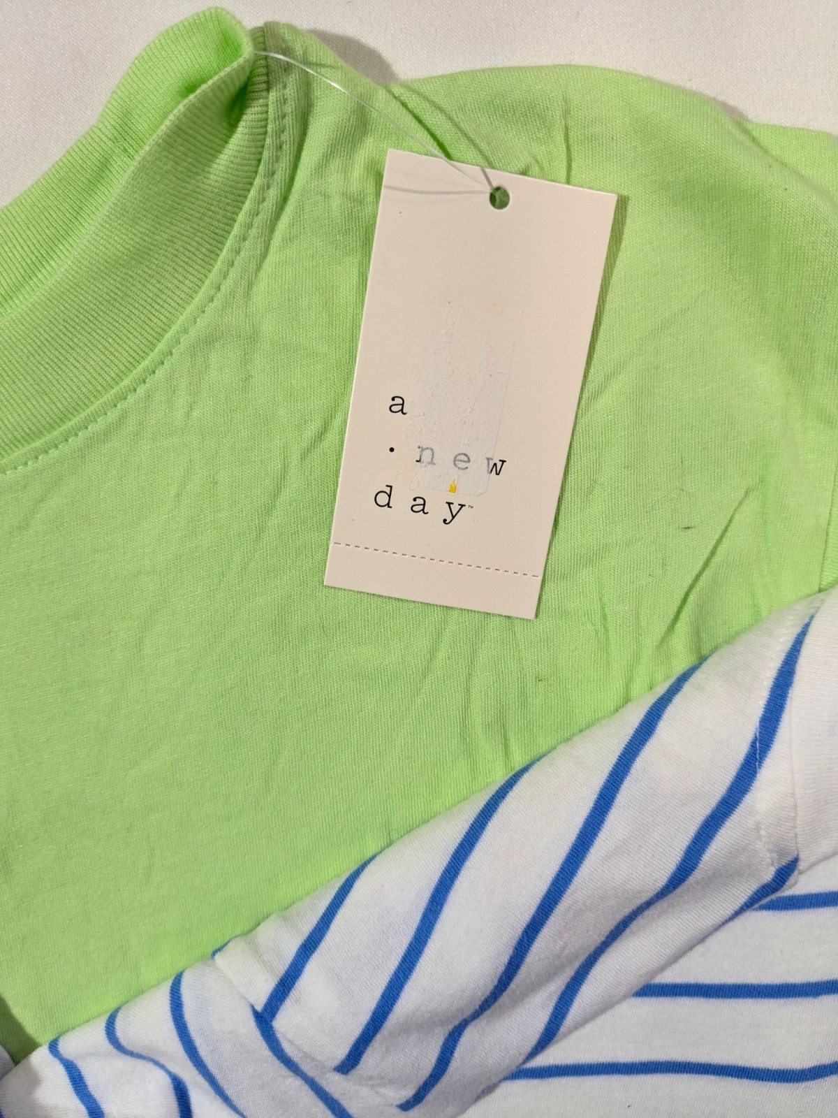 Universal Thread & A New Day Women’s Short Sleeve T-Shirts Small NWT