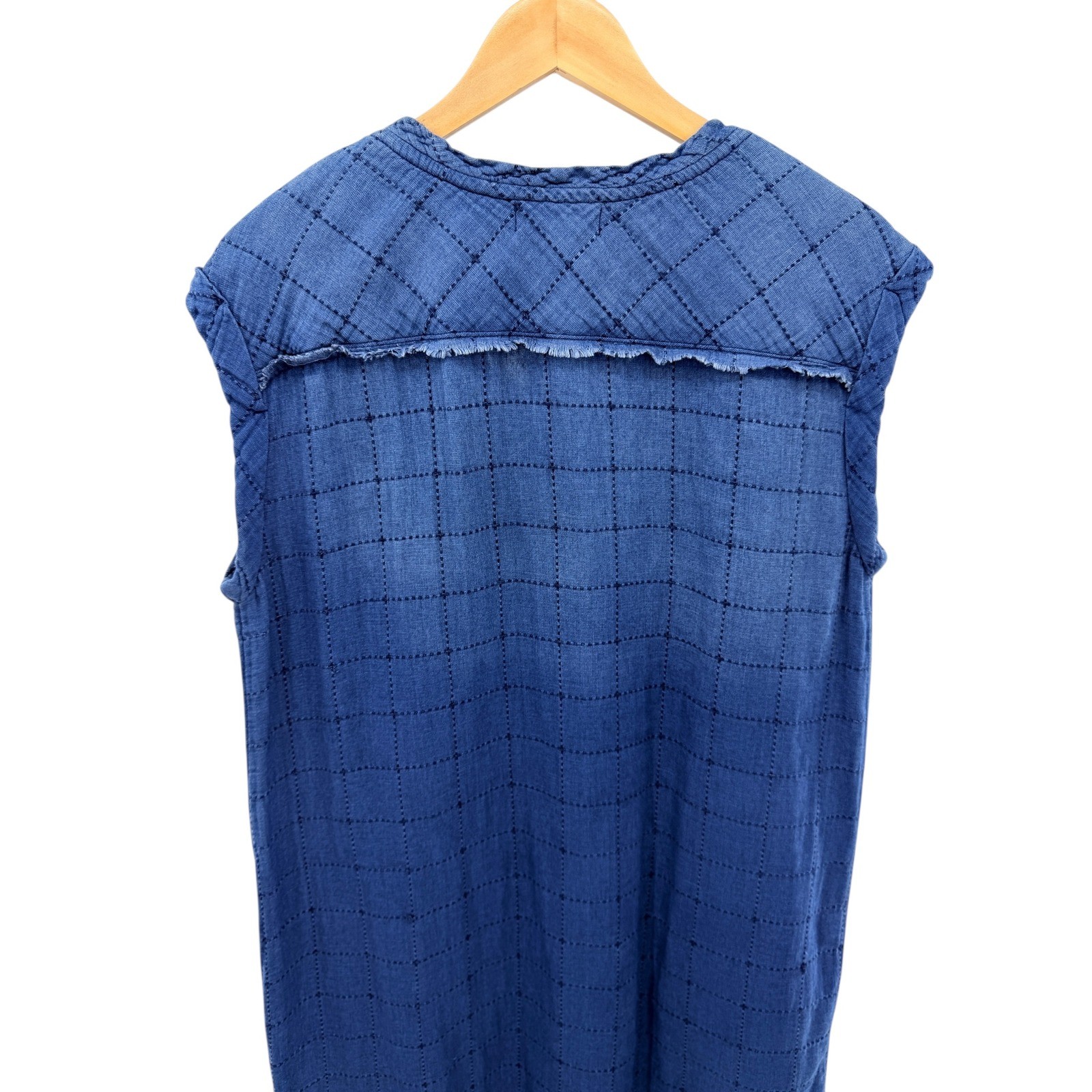 Cloth & Stone Blue Cotton Chambray Frayed Hem Denim Chambray Jean Shift Dress L