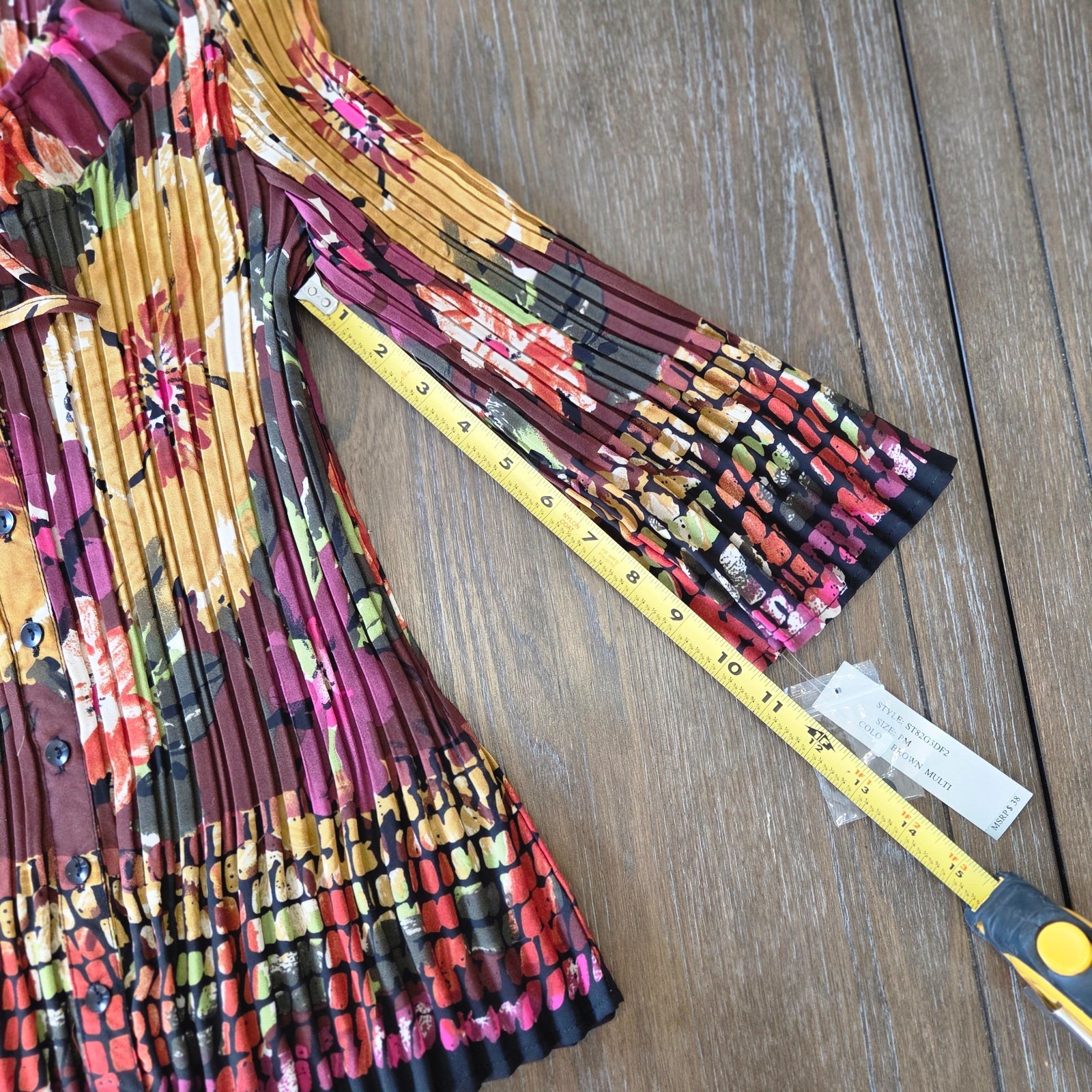 Signature by Larry Levine Blouse Women Pleated Floral Boho Button Front Boutique