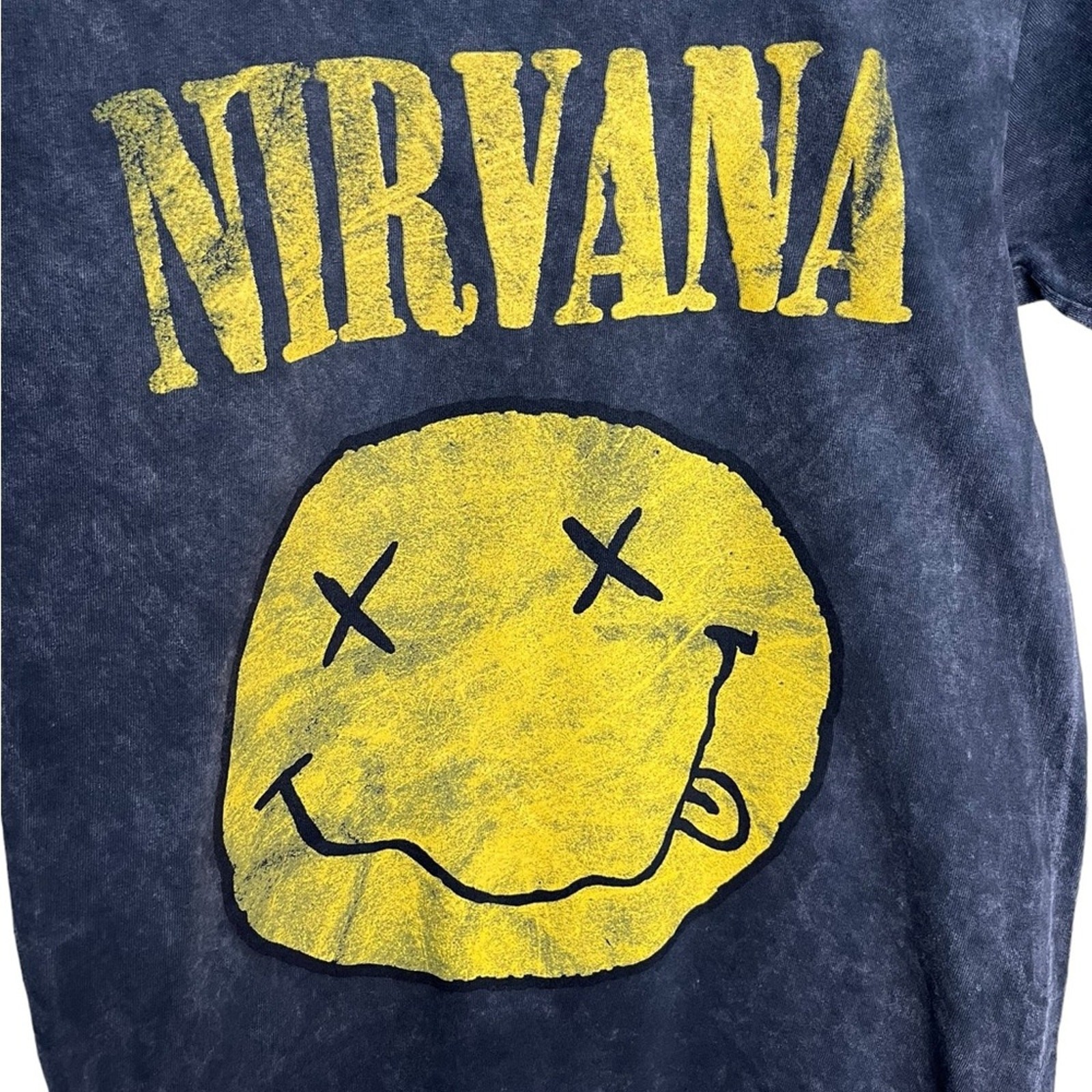 NIRVANA Yellow Smiley Face Charcoal Acid Wash Grunge T-Shirt Unisex Size Small