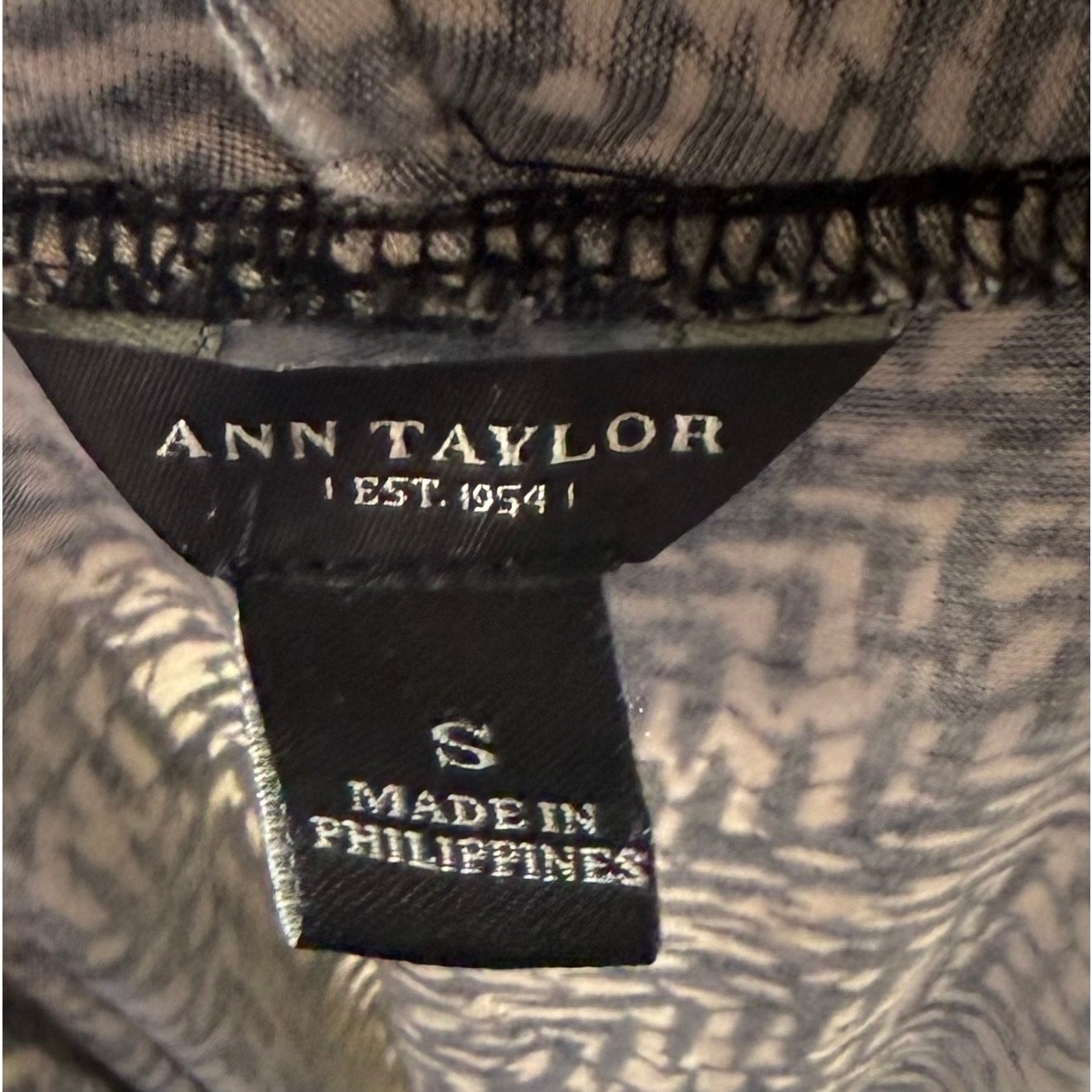 Ann Taylor Womens Top Size Small Black Tan Crossover High Neck Herringbone Print