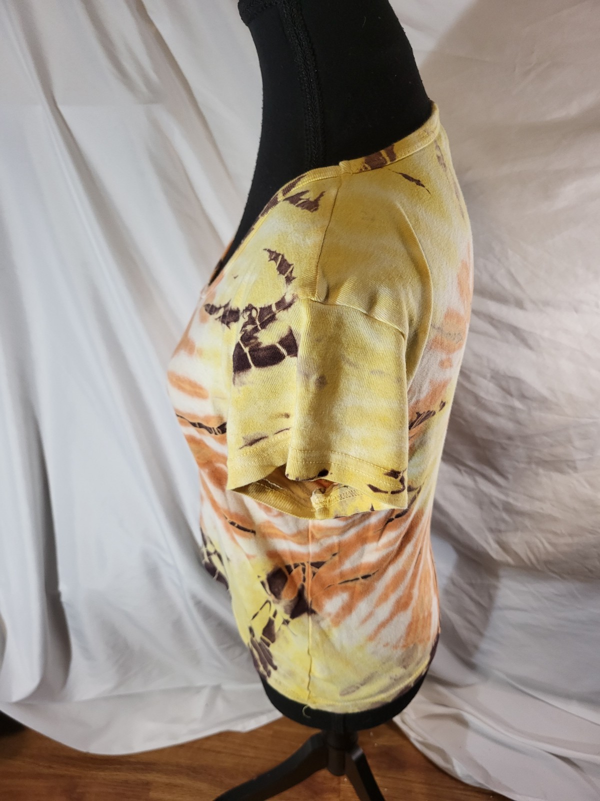 Tryst By Mathew Yellow Tie Dye S/S Tee Shirt Size Small Boho
