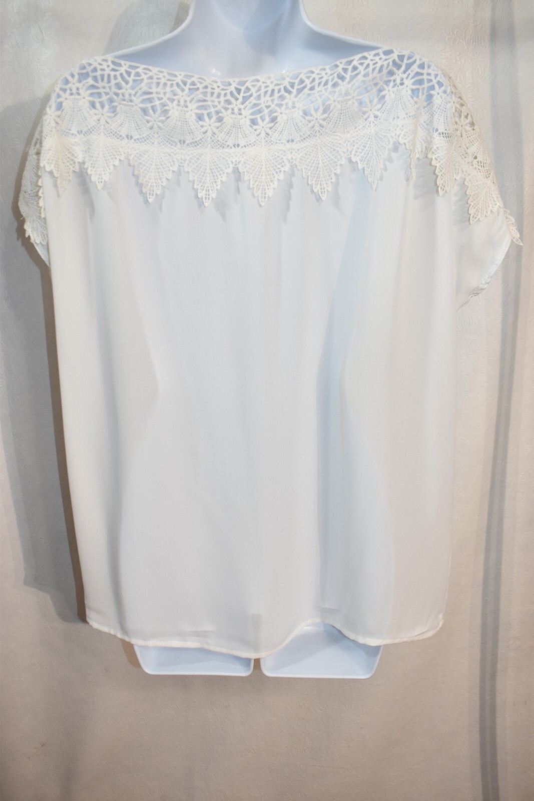 Crepas Ivory Blouse Size Small