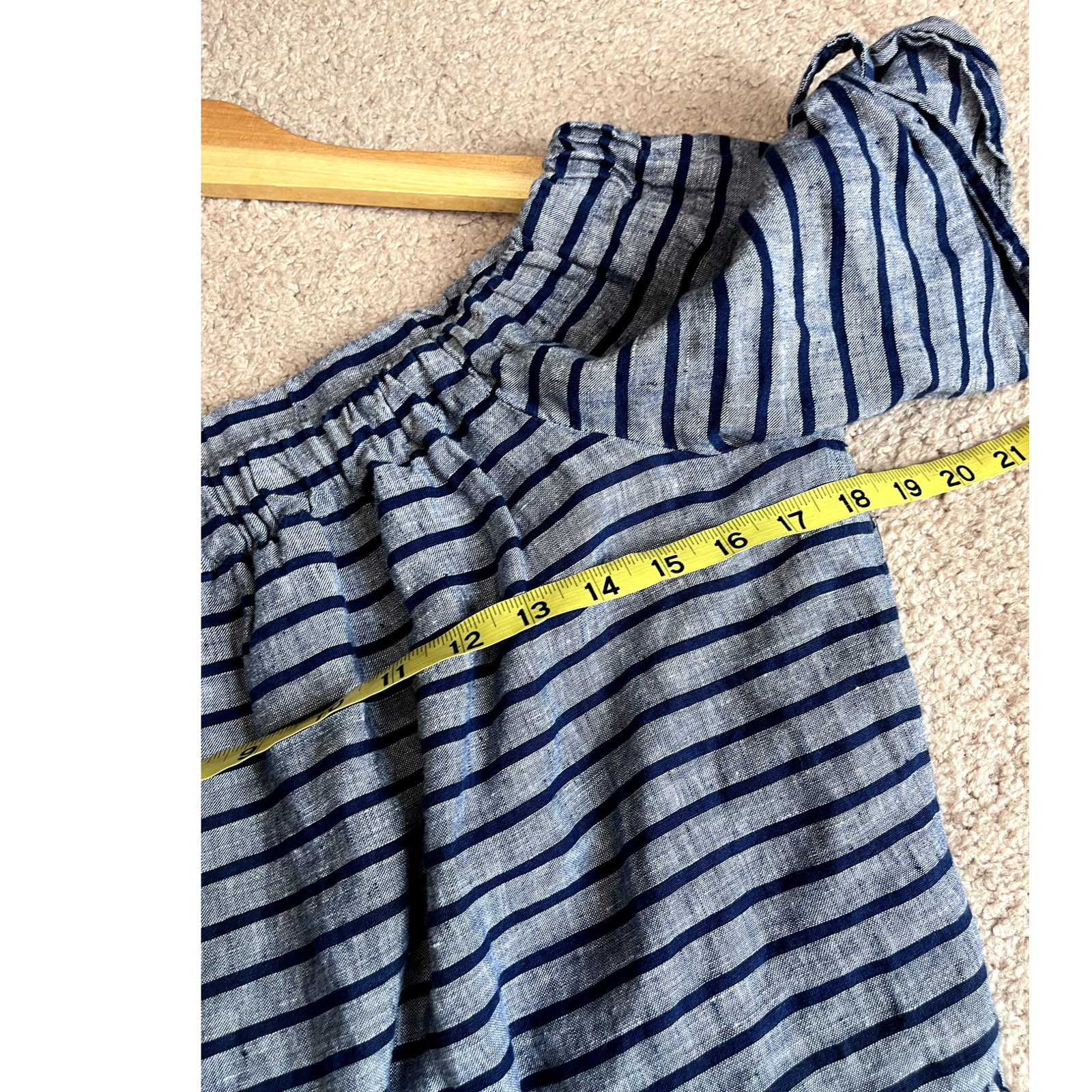 Women’s Blue Striped Linen Ellen Tracy Blouse M