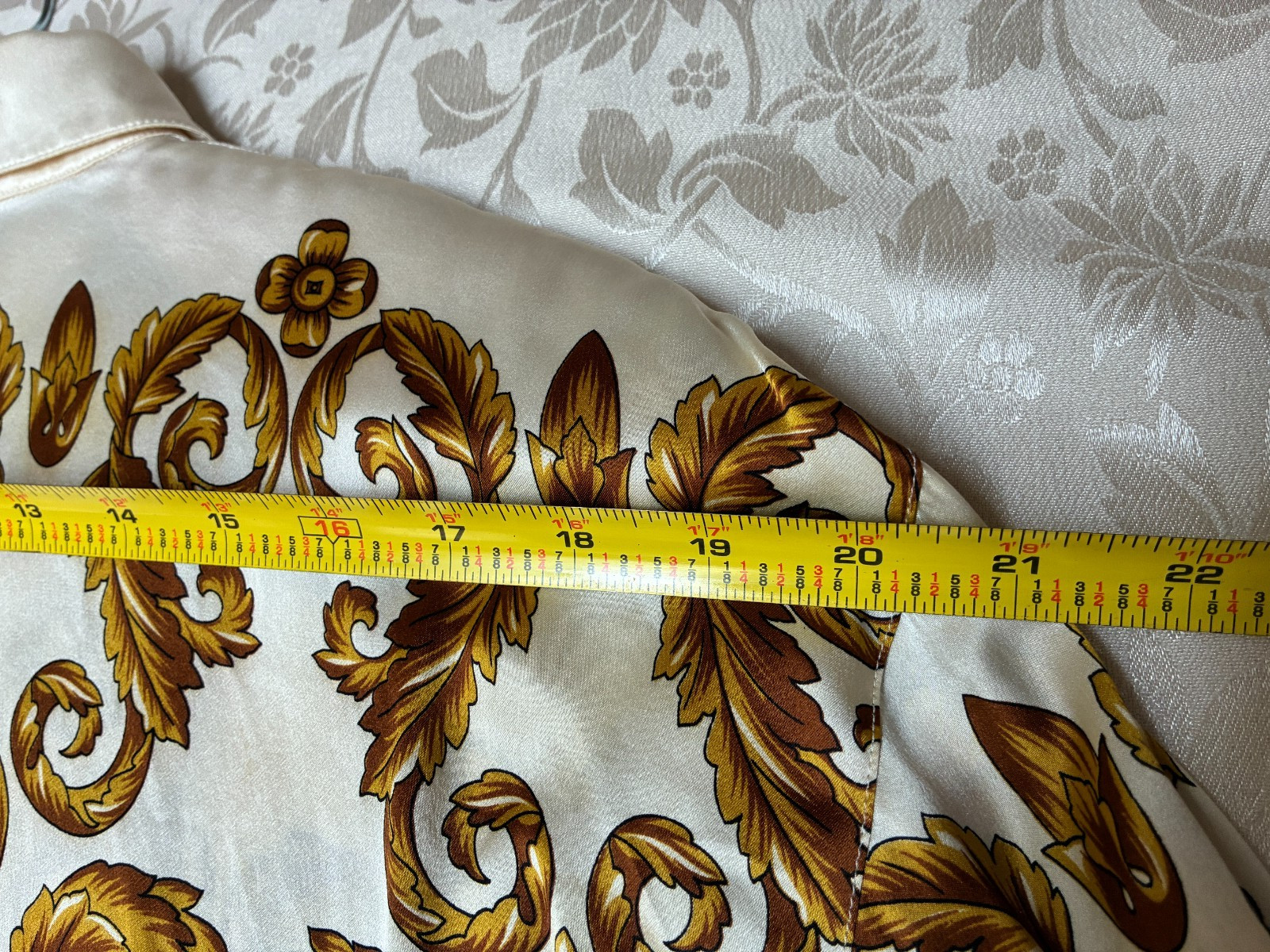 ESCADA VINTAGE SILK BLOUSE IN CREAM FILIGREE PRINT 40 12 SWITZERLAND STAINED