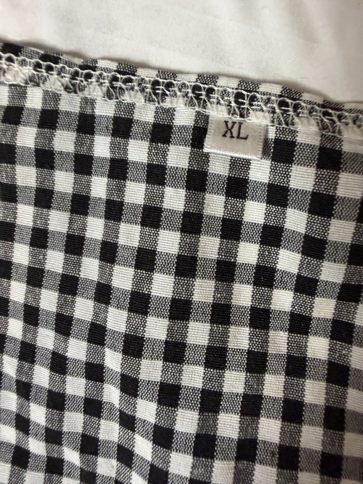 Black and White Gingham Plaid V-Neck Button-Up Blouse