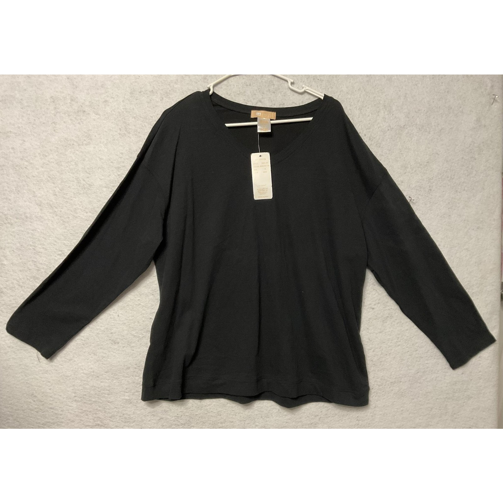 La Cera Shirt Womens 1X Black 100% Cotton Long Sleeve V Neck Plus Size Top