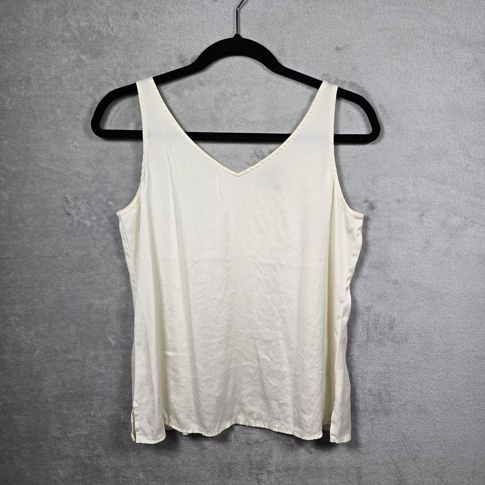 Eileen Fisher Ivory Silk V-Neck Tunic Top Shell Women’s S Charmeuse Stretch