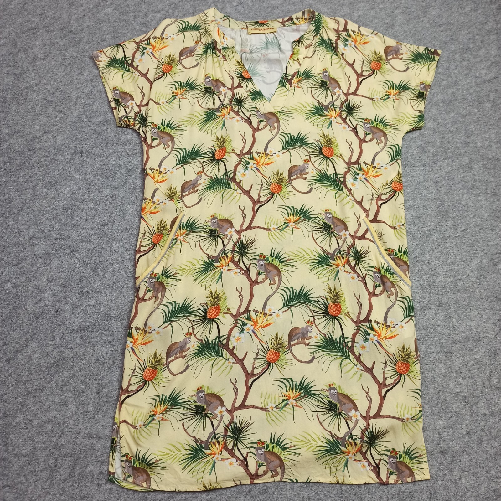 Frieda-&-Freddies Tunic Dress Size 36 – S Yellow Monkey Pineapple Print Top