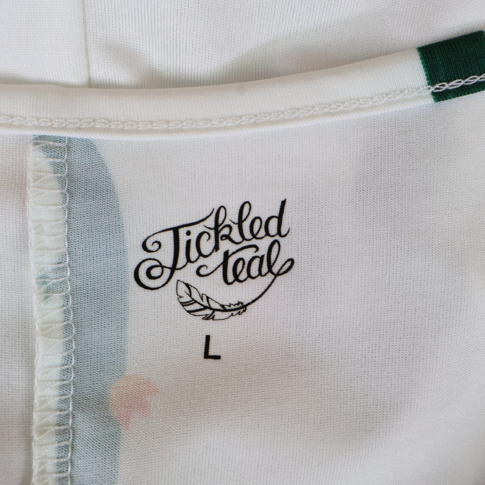 Tickled Teal Short Sleeve Shirt Womens Size L White Cactus Stretch V-Neck Soft