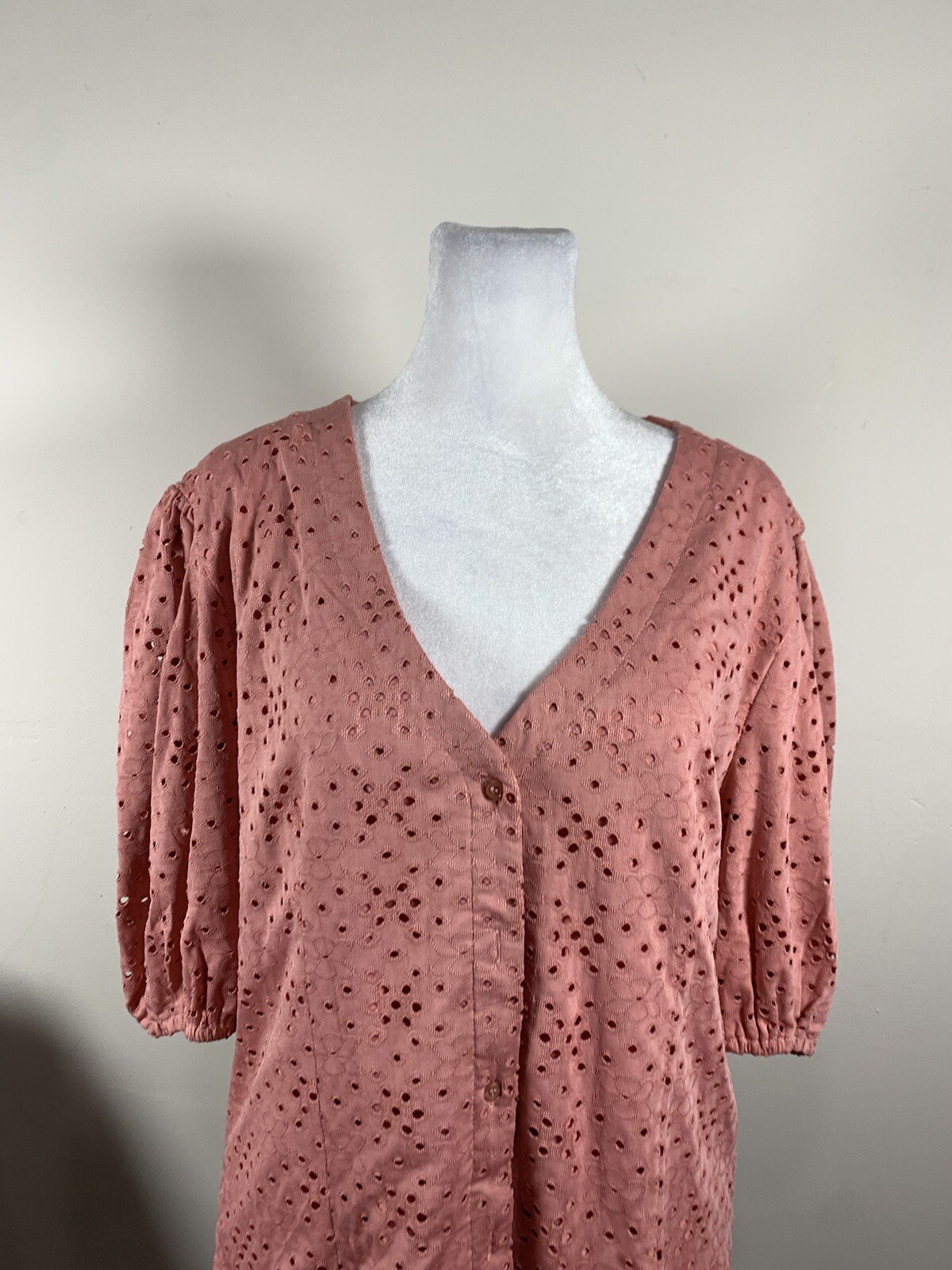 The Shirt WOMENS Pink Colored V Neck Top, Size S